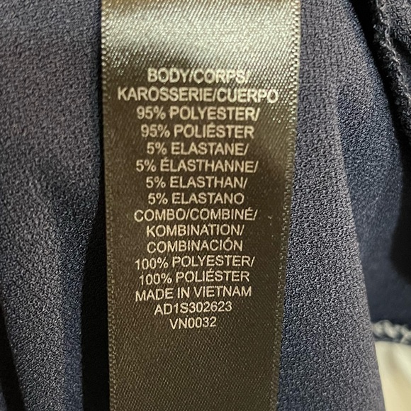 Adrianna Papell Navy Blue and White Short Sleeve Blouse with Front tie - Medium - Picture 7 of 7